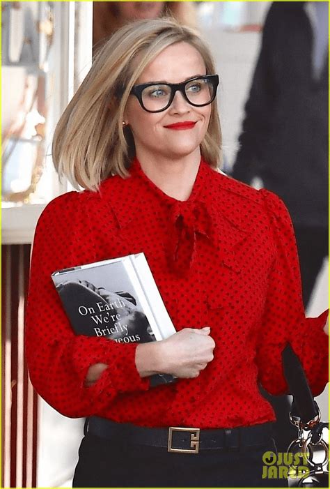 reese witherspoon with glasses